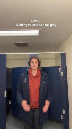 Treadmill Walking Tips for Tall Women