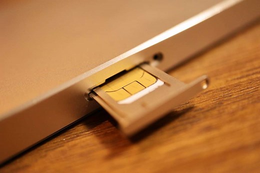 Neues iPhone einrichten: Wann SIM-Karte einlegen?