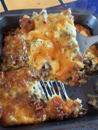 "Had this once at a baby shower years ago and I've never forgotten about it! Finally made it myself and it was everything I remembered. Love the combination!" Recipe ⤵️ | Easy Recipes