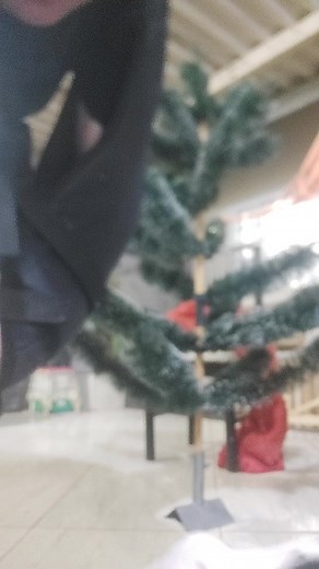 Decorating a Small Artificial Christmas Tree