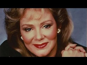Jean Smart Bared It All, Leaving Little To The Imagination