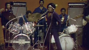 DMV area standup! Queen Turner tells us who inspired her to dance. She was giving us a lil Memphis, Toyland and GoGo! Watch as she takes us on her journey to when she danced on Soul Train! 💃🏾 #SoulTrainAwards | Soul Train