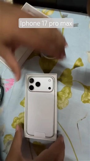 iPhone 17 Pro Max 2 TB: 17.42 cm (6.9″) Display with Promotion, A19 Pro Chip, Camera System