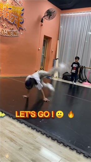 Easy Kids Dance! 🕺✨ Anyone Can Do This! #shorts