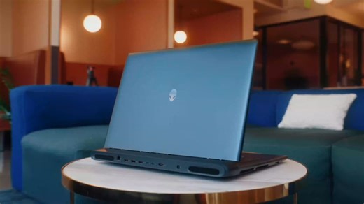 【终极笔记本】为什么说这是终极电脑！——外星人 Area-51 18（RTX 5090）