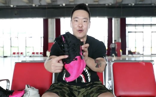 只能从颜值上找缺点了，今年最牛逼的实战鞋Hyperdunk 2018！