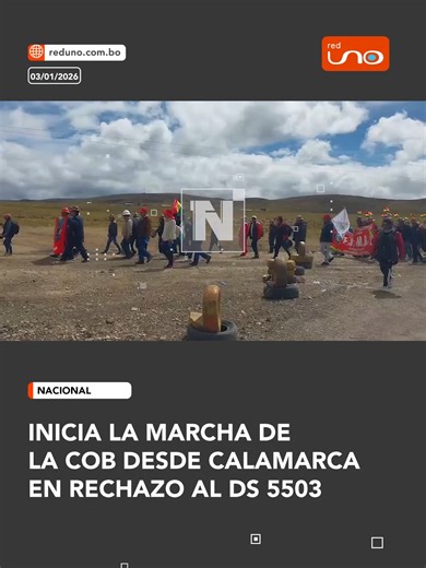 #Nacional | La Central Obrera Boliviana (COB) inició su marcha desde la localidad de Calamarca en rechazo al Decreto Supremo 5503. Se prevé que la movilización llegue al mediodía del lunes para participar del diálogo convocado por el gobierno nacional. Periodista: Magaly carlo 🔗▶️ Más información en www.reduno.com.bo #RedUno #RedUnoDigital #COB #Calamarca #Protesta #Movilización