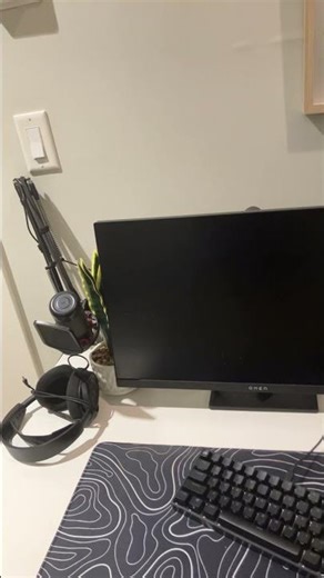 I got a second monitor!!😁#gameingsetup #setup #gaming