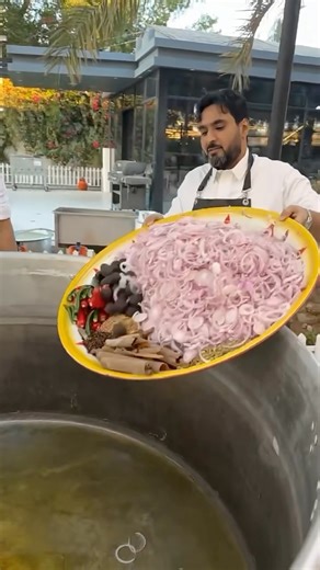 بداية تجهيز وتوزيع أكبر سحور 🤲 طبخ 500 دجاجة و 400 كيلو أرز ❤️ | Abdullah AlQunaysi I عبدالله القنيصي