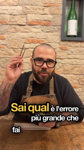 Osteria Kobuta | Cucina Giappo-Sarda | Cagliari on Instagram: "🍜 Ramen giapponese autentico a Cagliari esiste. E ha un indirizzo preciso. Il ramen non è una zuppa. È equilibrio tra brodo, noodle artigianali, tare e tecnica. Non è una minestra. Non è fast food. E no, non si mangia con la forchetta “per comodità”. Il vero errore è pensare che un ramen valga l’altro. Un ramen fatto bene ha ore di cottura, studio e struttura. Da Kobuta – Cagliari, dal 2018 portiamo un ramen giapponese autentico: br