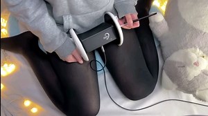 neco助眠 小姐姐的油亮膝枕掏耳asmr 摩擦音哄睡助眠 放松一下