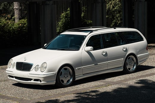 Japanese-Market 2000 Mercedes-Benz E55 AMG Wagon