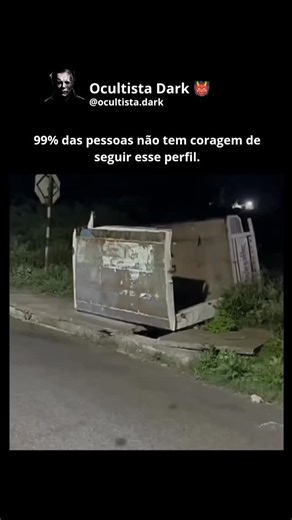 Ocultista Dark 👹 on Instagram: "👹 99% das pessoas têm medo de seguir esse perfil Não por ser mentira — mas porque destrói tudo o que te ensinaram. O horizonte é reto. A água sempre se nivela. Nada se curva. Se a Terra girasse a mais de 1.600 km/h, você sentiria. Mas o chão está parado. Estável. Silencioso. Aviões não “acompanham curvatura”. A água não ficaria presa a uma bola girando no vazio. A Terra é redonda porque te mandaram acreditar. As provas? Imagens da NASA. CGI. Montagens. Gráficos.