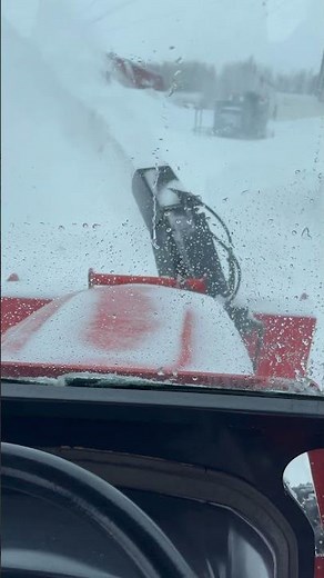 Kioti CK30 HST w/Front Blower. Field Cab