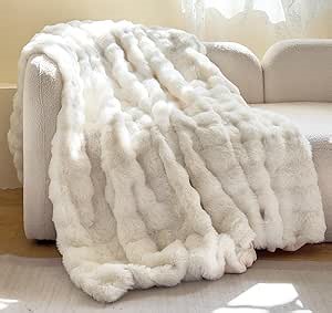 H&D Throw Blanket for Couch,Faux Fur,Fluffy Cozy Soft Plush Luxury Thick Fuzzy Fleece Blanket for Couch Bed Sofa Bedroom Living Room,Comfy Bubble Blanket