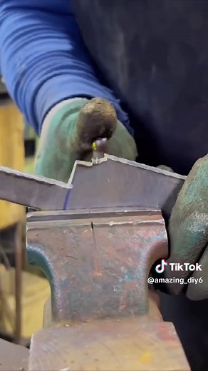Heated Metal Cable to 1000°C for Sharpest Knife (Part 1)