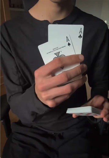 simple stuff #cardistry