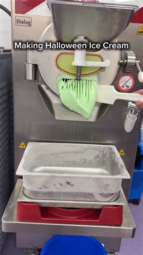 17K views · 58 reactions | Part 4 of Making our Halloween cabinet! 來 #dollysdesserts #halloween #gelato #icecream @gelatojonny | Dolly's Desserts | Facebook