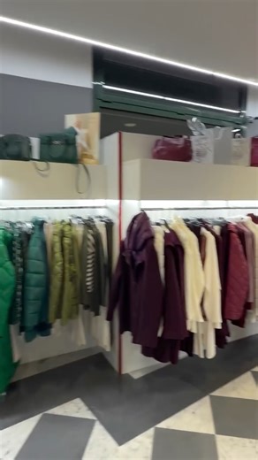 LATTEMENTA MAGENTA | Abbigliamento donna fino alla 62 on Instagram: ". È tempo di saldi ✨ Ti aspettiamo in negozio . . LATTEMENTA MAGENTA ABBIGLIAMENTO Vestiamo ogni donna con taglie comode fino alla 62. 📍Via IV giugno, 32 - Galleria I Giardini ☎️ Per info: whatsapp 3273596018 📨Mail: lattementamagenta@gmail.com 🚛 Spedizioni 24/48 h in tutta Italia . . #abbigliamento #tagliecomode #tagliemorbide #abbigliamentodonnacurvy #abbigliamentodonna"