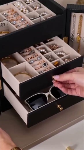 A Gift That Feels Thoughtful | 6-Tier Double Door Jewelry Box