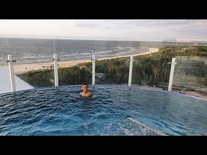 Jacuzzi Tub, Pool, Beach: Relaxing Family Fun Time!