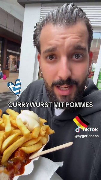 Currywurst Recipe with Fries: A German Delight
