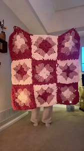 OMG 😍 Inspiration 👉🏻 https://bit.ly/chunky-blanket-crochet This is the Chunky Blanket, An Amazing design, I loved these colors. What do you think? ✨🧶 #crochet #chunkyblanket #chunkycrochet #crochetlove #handmadewithlove #crochetaddict #crochetcardigan #crochetaddiction #crocheting #crochetinspiration #crochetpattern | Crochet Tutorial