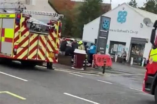 Bothwell blaze as fire crews race to scene yards from 'firebombed' restaurant