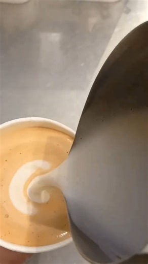 latte art for beginners #lattearttutorial #latteart #latteartforbeginners #lattearttulip #latteheart