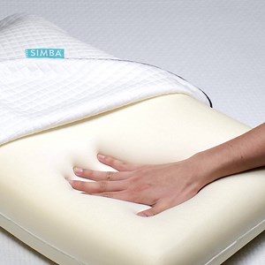 Recevez gratuitement 2 Oreillers à Mémoire de Forme et 1 Protège-Matelas pour tout achat d'un Matelas Simba Hybrid® ! | Simba