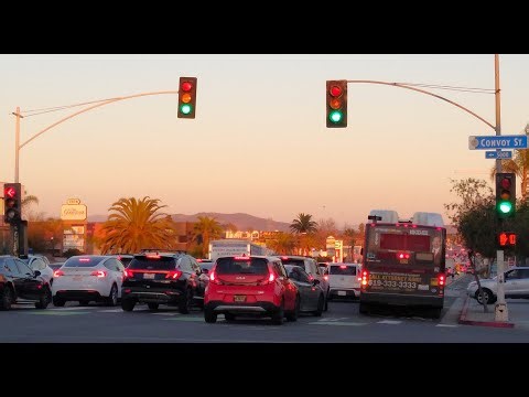 Vintage Traffic Lights With Recent Upgrades (Clairemont Mesa Blvd & Convoy St)