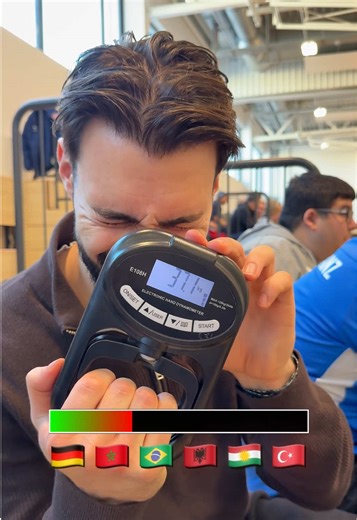 Welches Land ist das Stärkste? 💪🏋️ @emiliodly #fussball #nationen #challenge #lustigevideos #länder