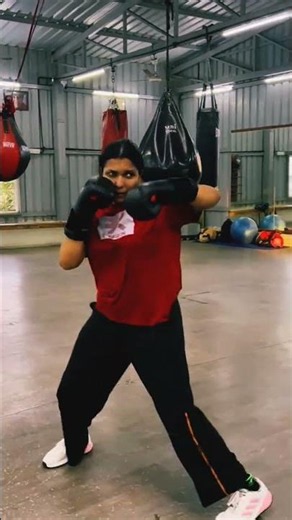 Women’s boxing is about discipline, skill, and believing in your power.🥊#boxing #gym #womenboxing