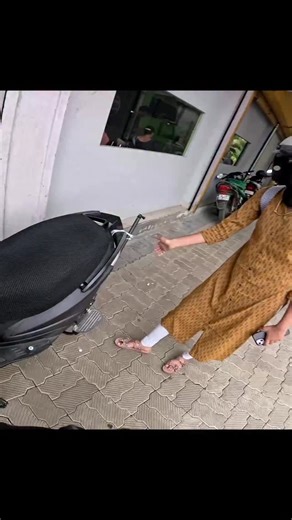 Vaikuntha vasan on Instagram: "😡Angry moment❤️‍🩹"