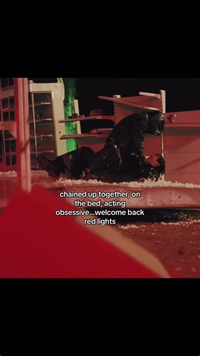 Stray Kids and Red Lights: A Unique K-Pop Experience