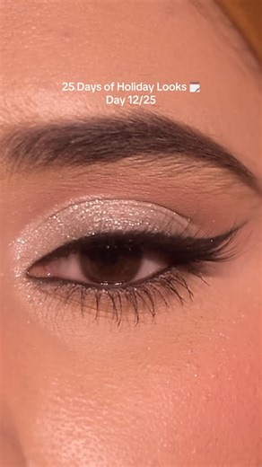 Kaleeza / Eye Makeup | Day 12/25 Days of My Holiday Makeup looks 🤍✨🤎 #holidaymakeup #makeuptutorial #eyemakeup #viralreel #makeup #eyeshadowtutorial #whitemakeup... | Instagram