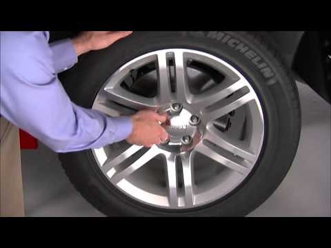 2014 Dodge Charger | Jacking and Tire Change