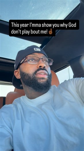 Táshan 🥀 on Instagram: "MOVE AROUND!🫸🏾"