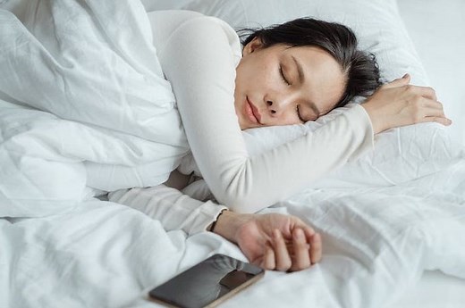 7 Langkah Sederhana untuk Mengatur Pola Tidur yang Sehat - Adjar