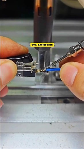 Satisfying Micro-Soldering! 🛠️ | Reviving Old Electronics #robot #diytech #diyelectronics #pfix #diy