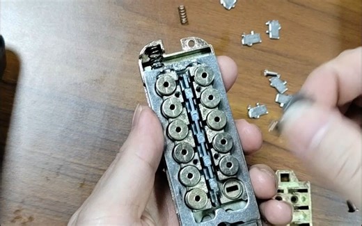 机械锁《乱码修正》视频教程