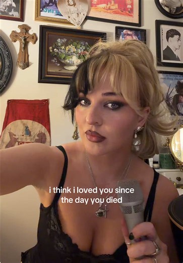 Creating a Spooky Sexy Bedroom Atmosphere