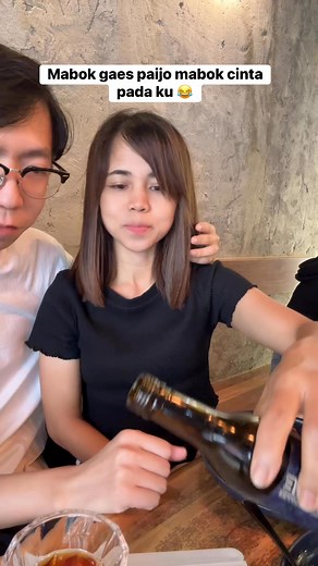 mabok cinta 😂 #fypシ゚viralシ #fypvideoシ #fypageシ #trendingreel #tkwhongkong #trendingpost #vodfbpro #vodtrending #fyp2025シ゚ #fypviralシ | Mia Sandra