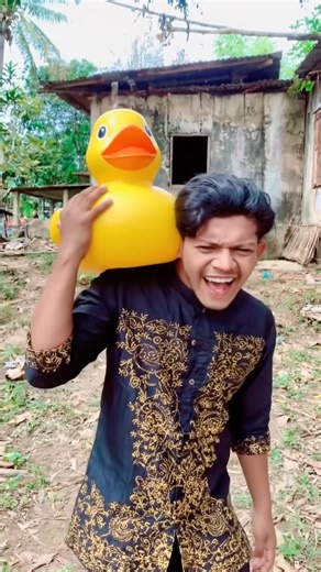 Chack this out.#aishorts #explore #তাজুভাই #funny