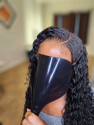 Worried about your edges? We’ve got you covered—and yes, we come to YOU! 🚗💨 We treat your install—and your edges—like a celebrity. With care, with precision, with flawless results. Check this closure—sewn down, smooth, and melted right in. 💁🏽‍♀️ Ready to treat yourself? Call 301-485-9298—your luxe consultation is waiting! 💫Book a consultation Today. Limited space. #hairlossolution #hairlosstreatment #alopecia #travelinghairstylist #smallbiz