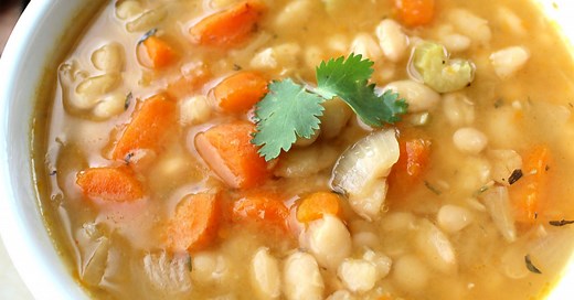 Slow Cooker Navy Bean Soup Recipe