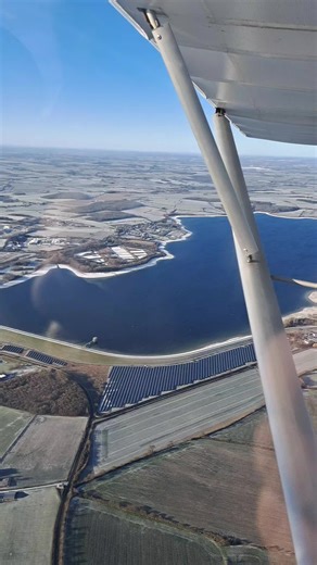 Microlight Training at Grafham Water in Cold Weather