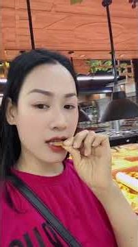 Vào đây mê cái gì cũng muốn mua