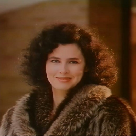 Bedroom Eyes (1984) - Fur Fashion Edit - FurGlamor.com #fashionedit #furcoat #fur #furfashion