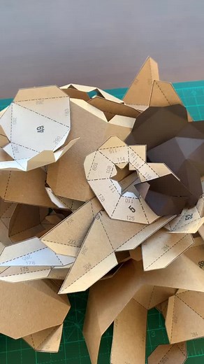 Step-by-Step Guide to Crafting an Origami Owl